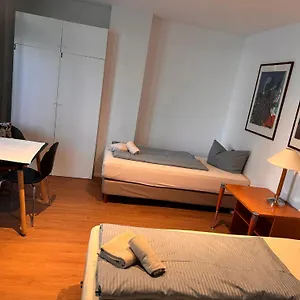 Hostal Estelada Boarding Berg Am Laim, Múnich